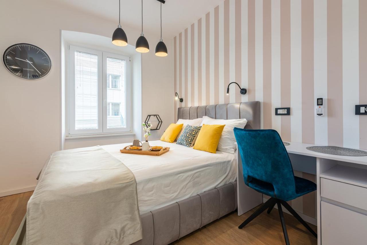 Apartments & Rooms Six 里耶卡 外观 照片