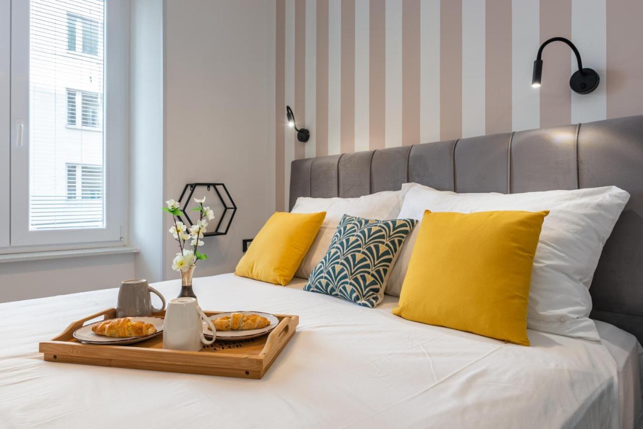 Apartments & Rooms Six 里耶卡 外观 照片