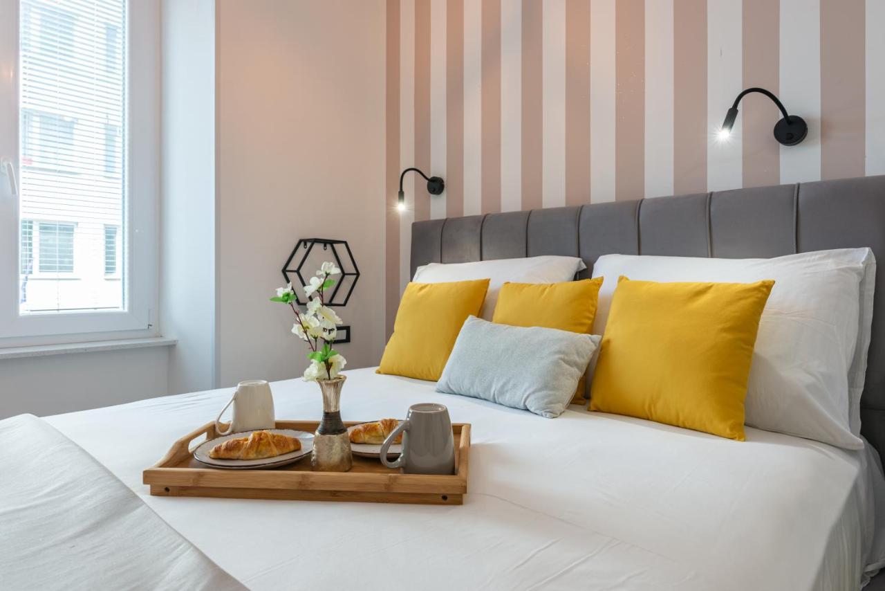 Apartments & Rooms Six 里耶卡 外观 照片